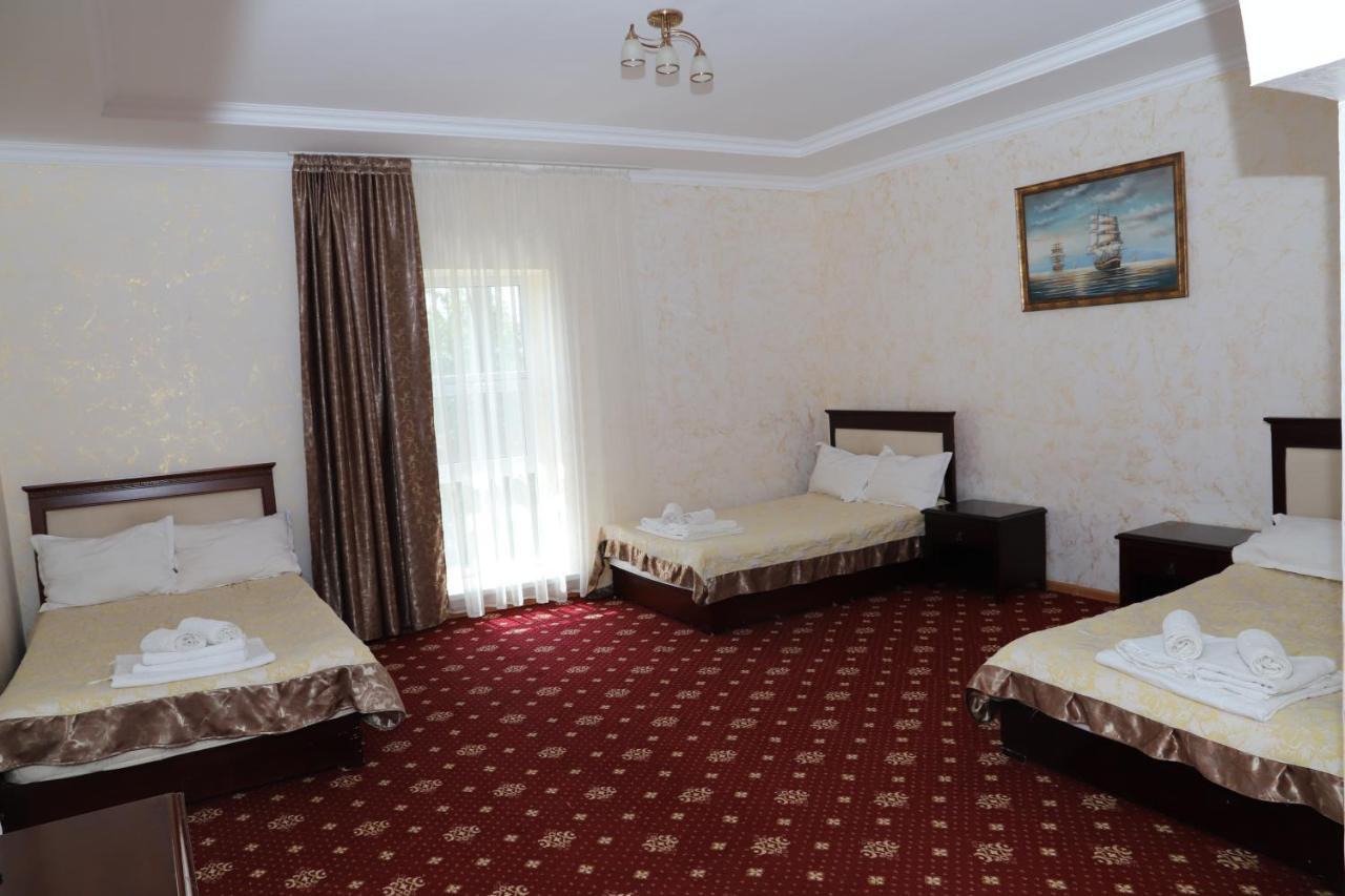 Hotel Eurasia Deluxe Borovoje Eksteriør billede