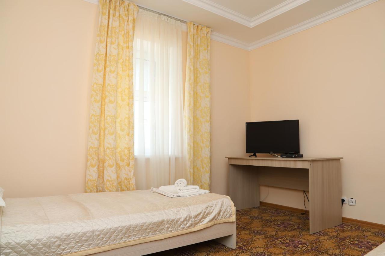 Hotel Eurasia Deluxe Borovoje Eksteriør billede